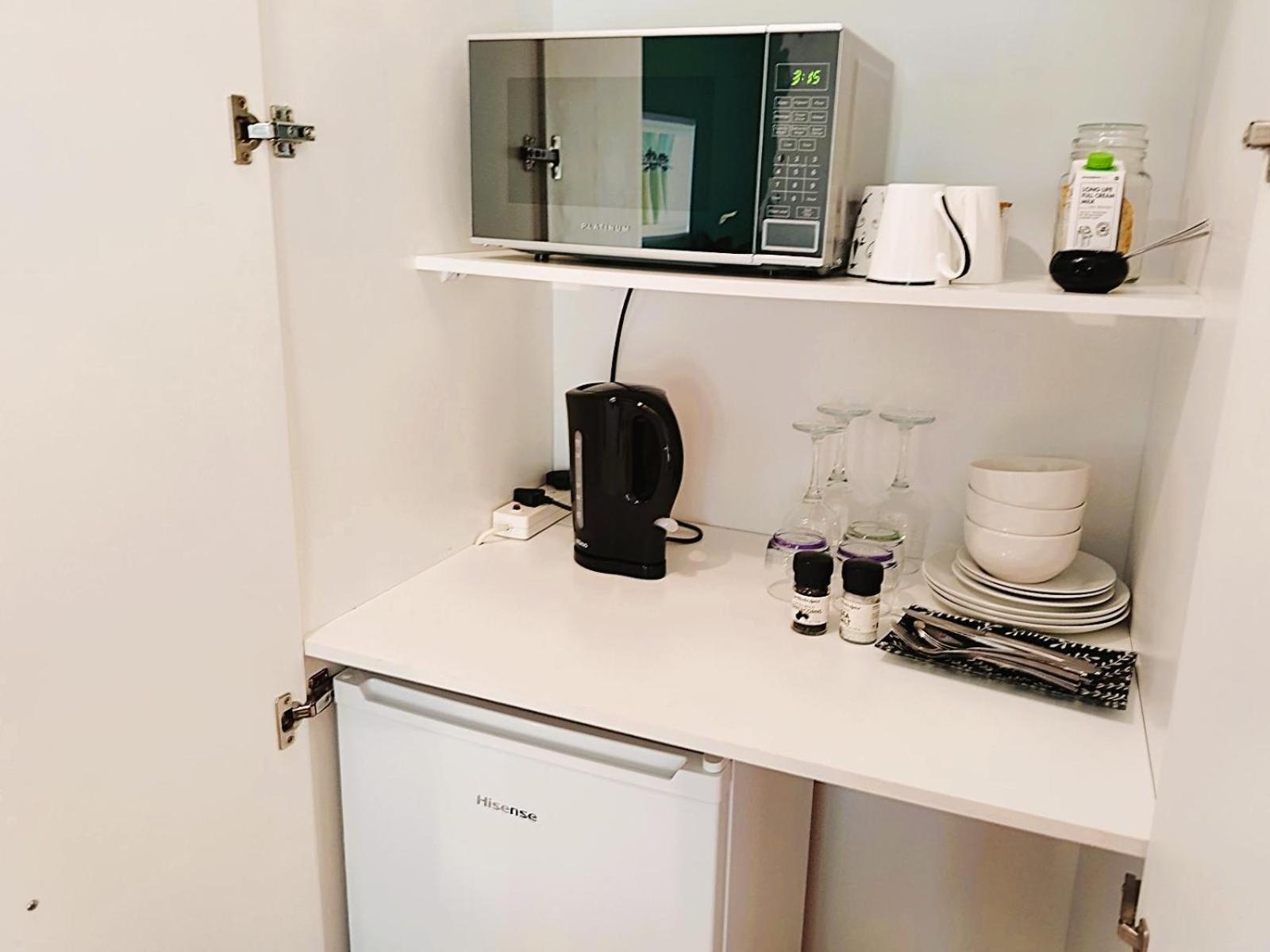 Absolute Bosch Guest House Стеленбош Стая снимка