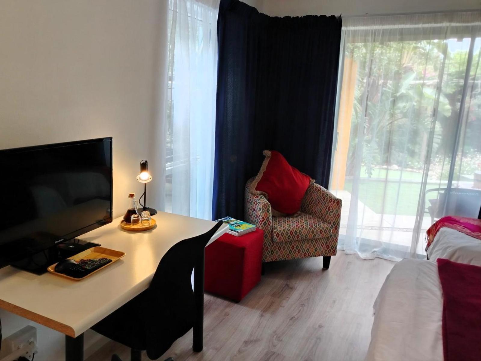Absolute Bosch Guest House Стеленбош Стая снимка