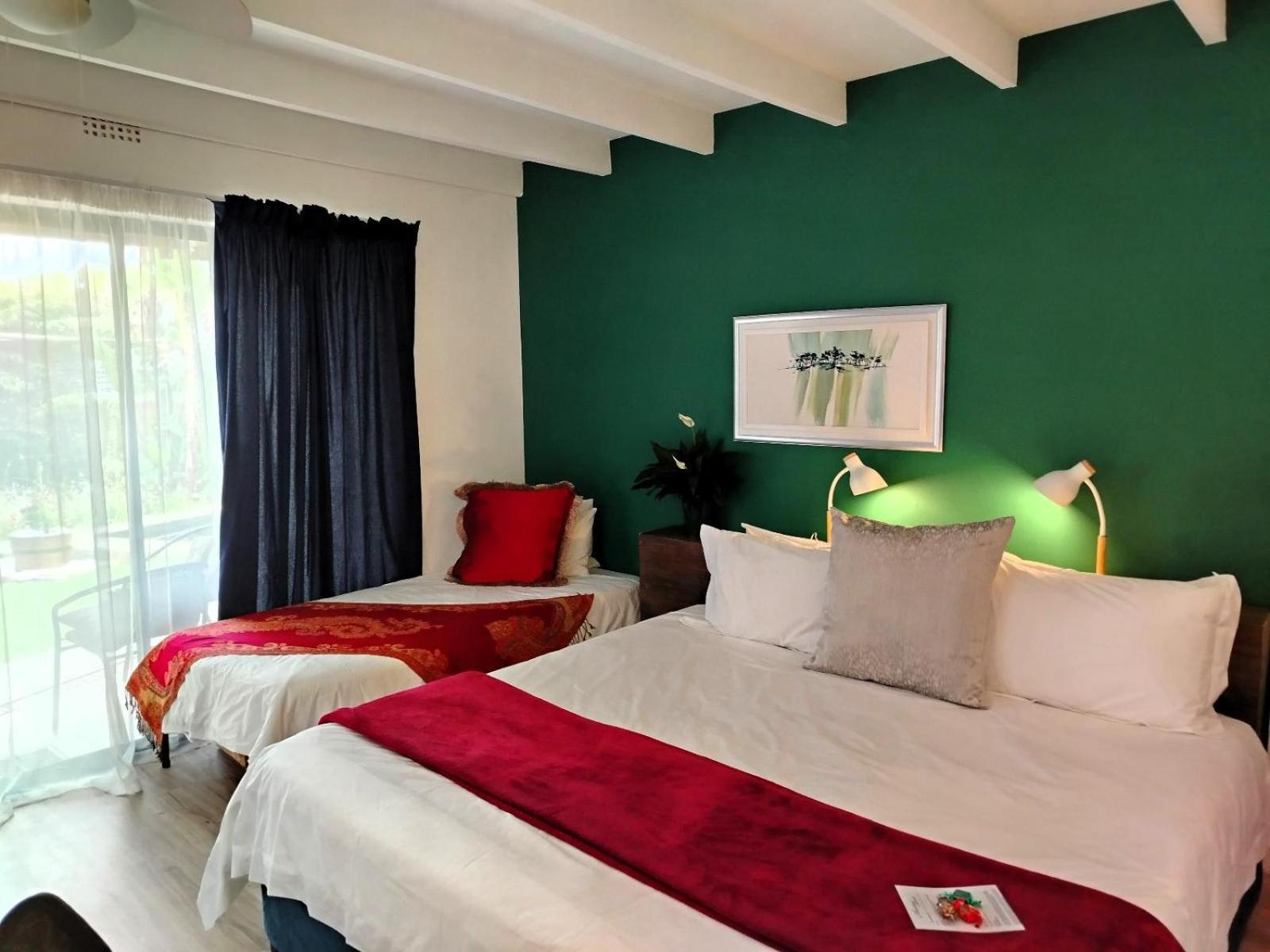 Absolute Bosch Guest House Стеленбош Стая снимка